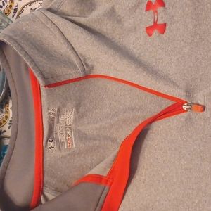 Long sleeve quarter zip Under Armor pullover